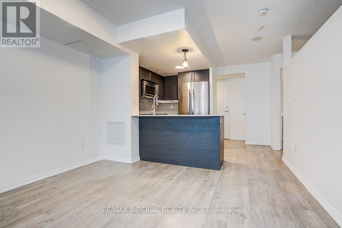 #417 65 EAST LIBERTY STREET - 25