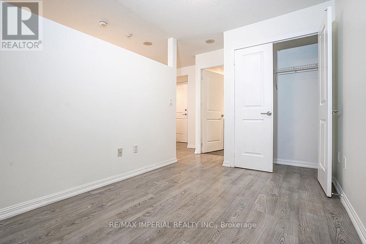 #417 65 EAST LIBERTY STREET - 27