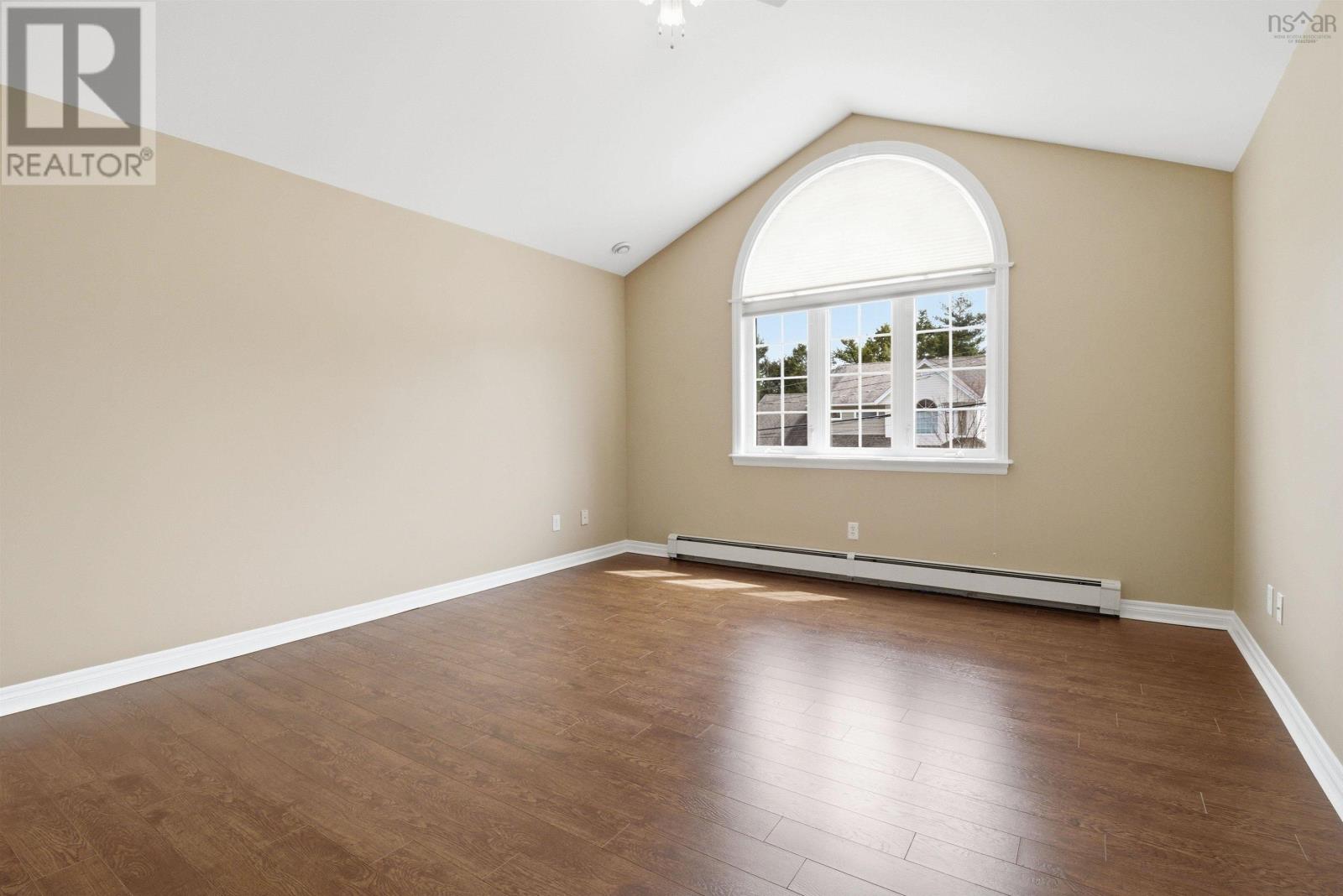 Property 18 of 42 of 289 Nottingham Street