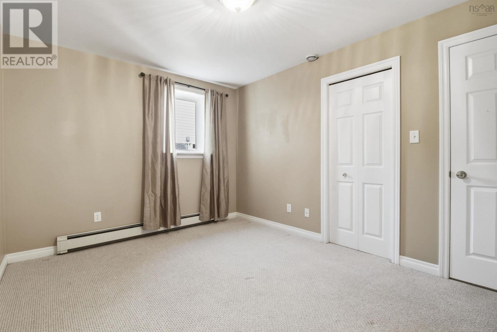 Property 33 of 42 of 289 Nottingham Street