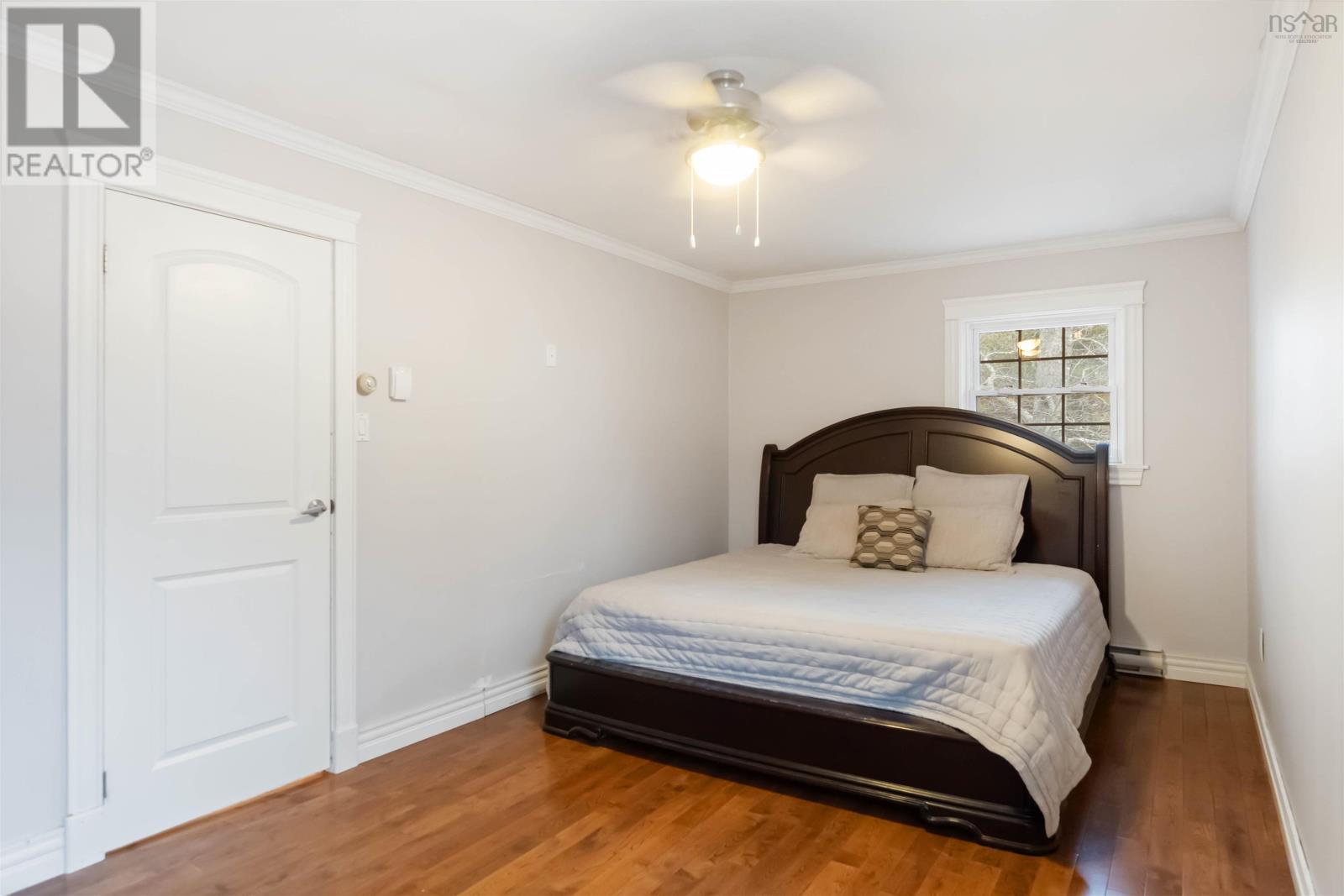 Property 32 of 49 of 95 Bentwood Crescent