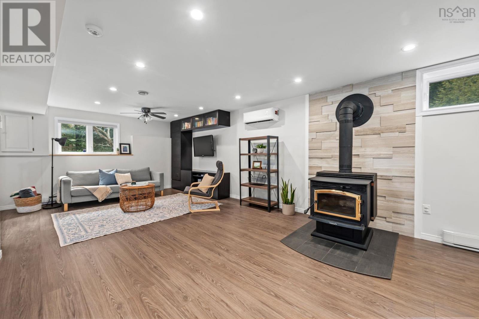 Property 35 of 52 of 65 Marie Avenue