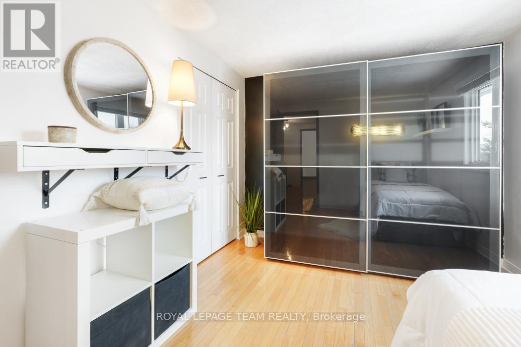 28 HOLITMAN DRIVE - 12
