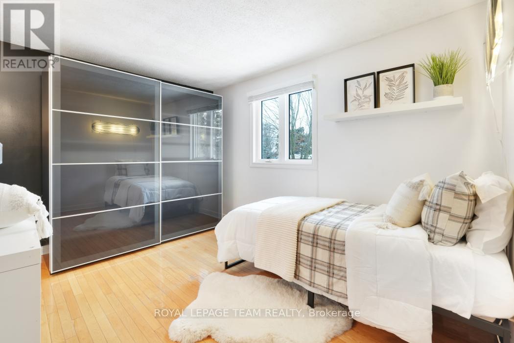 28 HOLITMAN DRIVE - 10