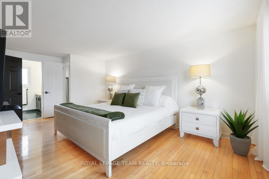 28 HOLITMAN DRIVE - 24