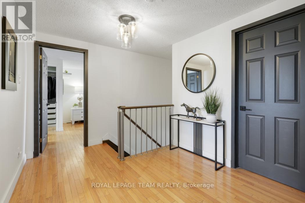 28 HOLITMAN DRIVE - 19