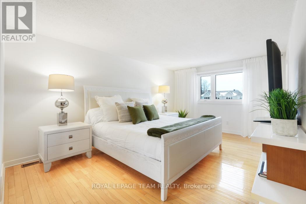 28 HOLITMAN DRIVE - 17