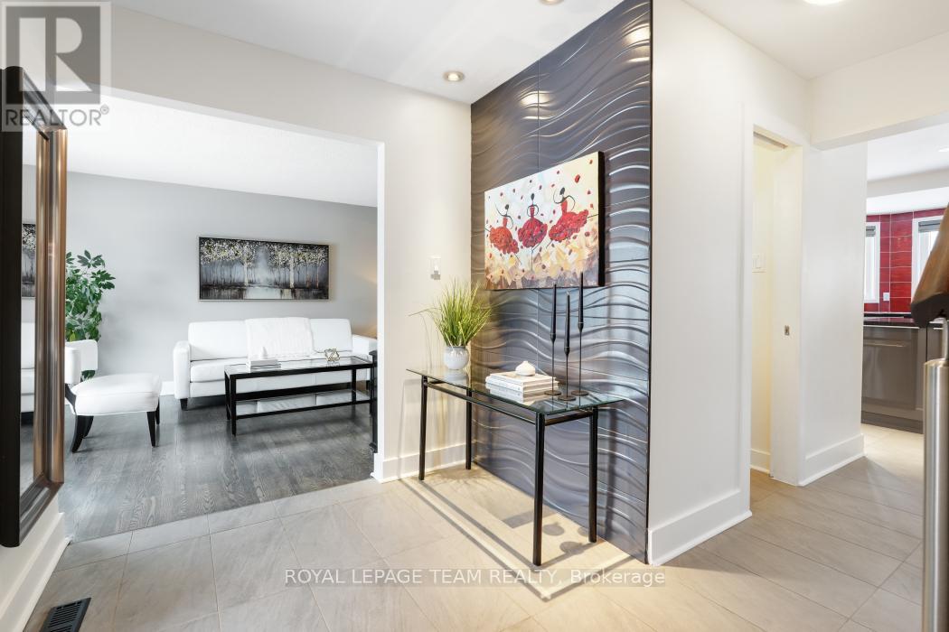 28 HOLITMAN DRIVE - 4
