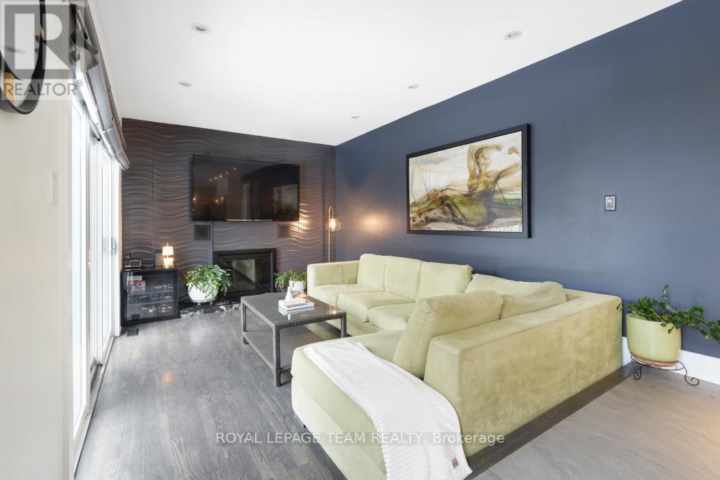 28 HOLITMAN DRIVE - 9