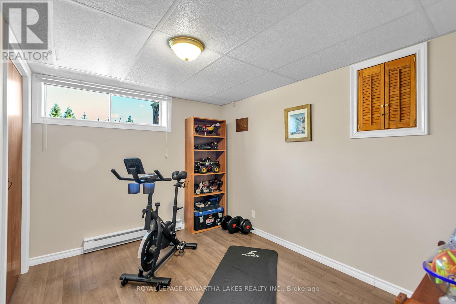 328 CEDAR GLEN ROAD — photo 29