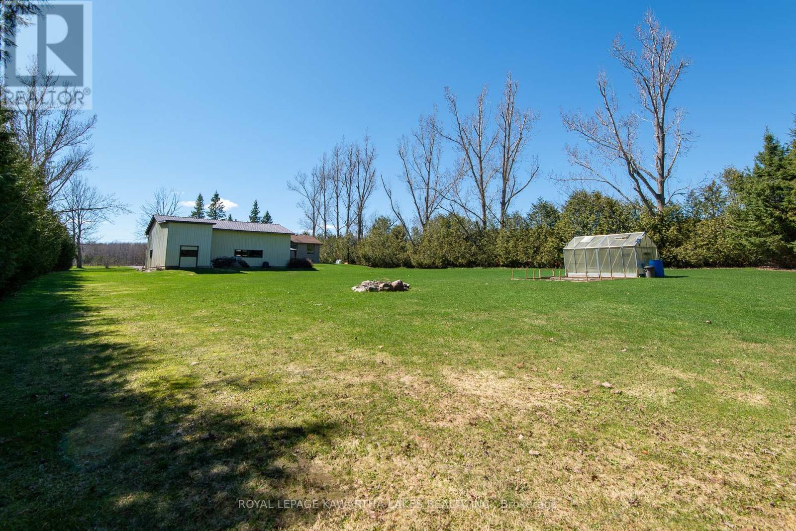 328 CEDAR GLEN ROAD — photo 38