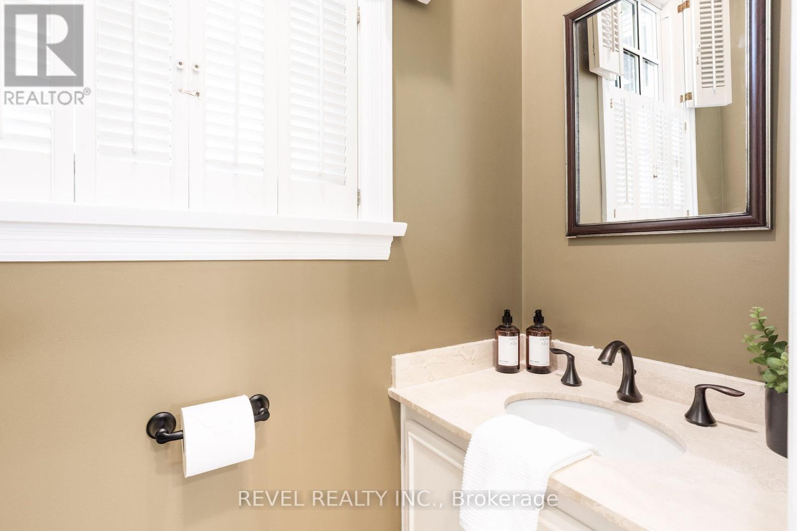 13 SYLVAN CRESCENT - 14