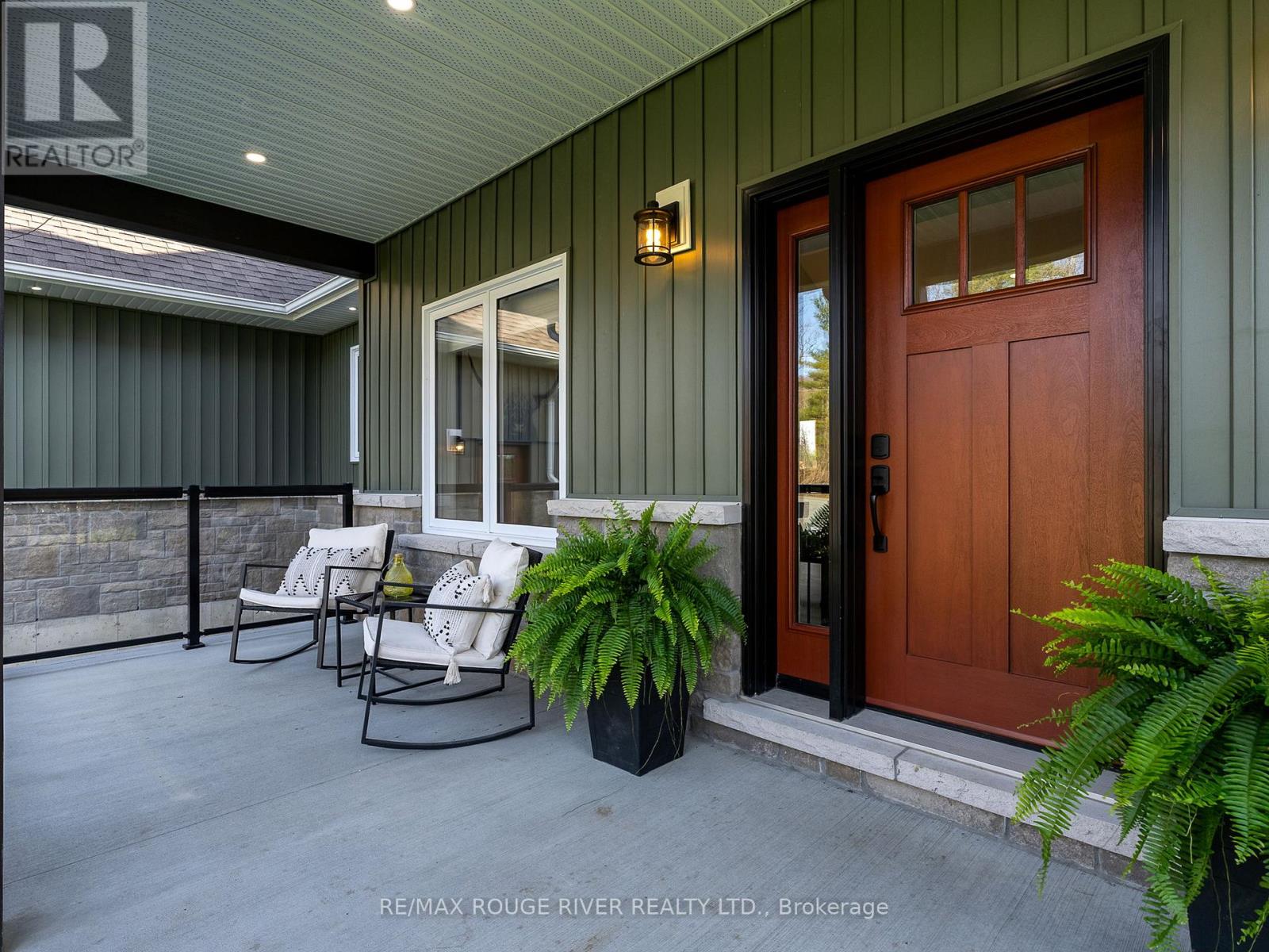 298 TOBACCO ROAD - 7
