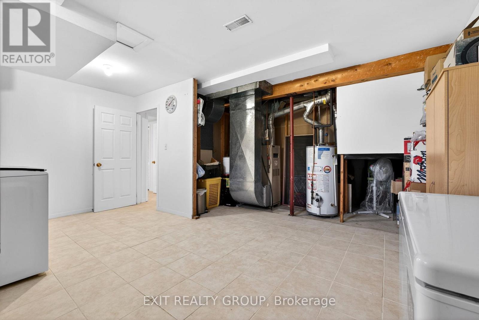 30 CHARLOTTE STREET - 38