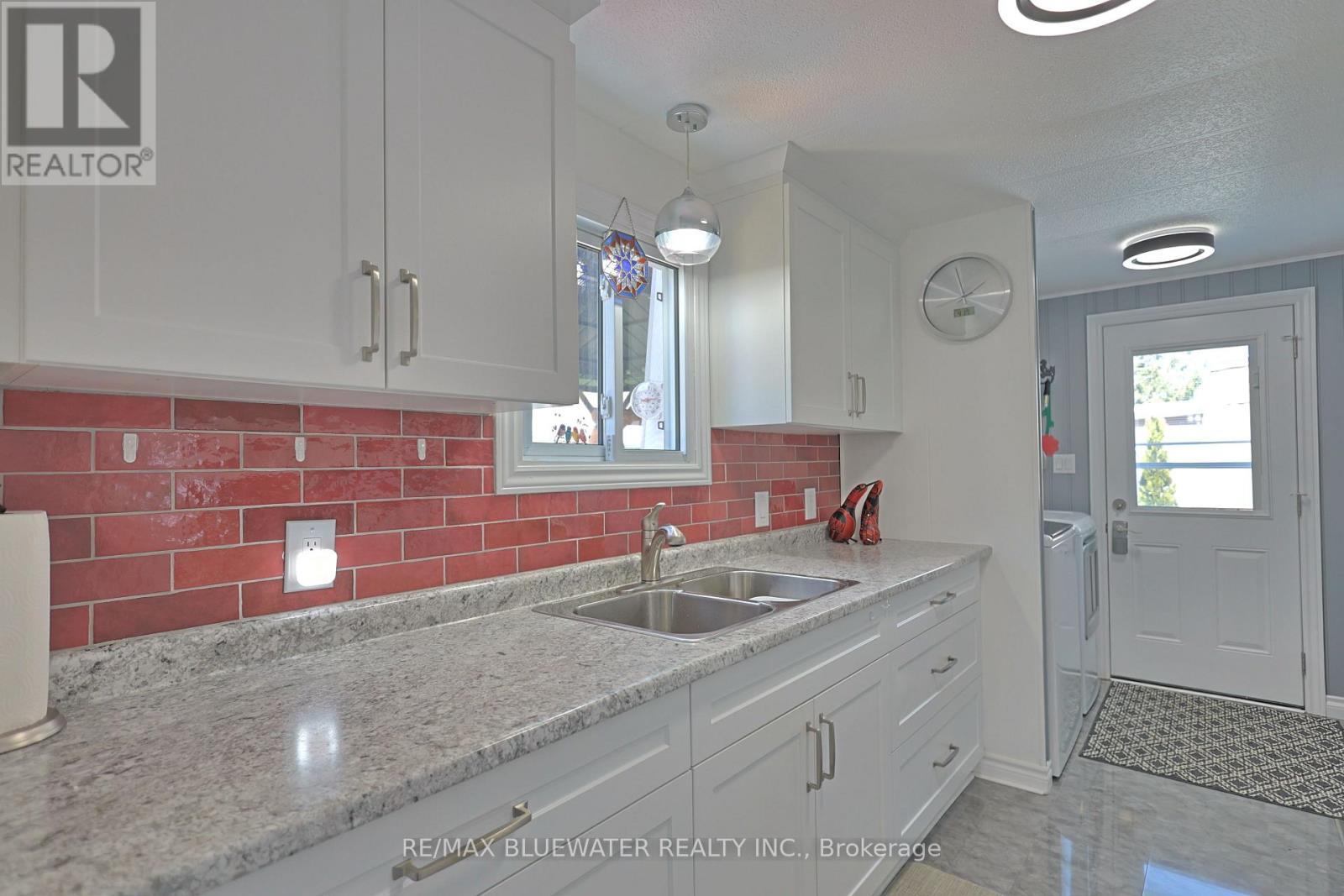 82 DUNES DRIVE - 18