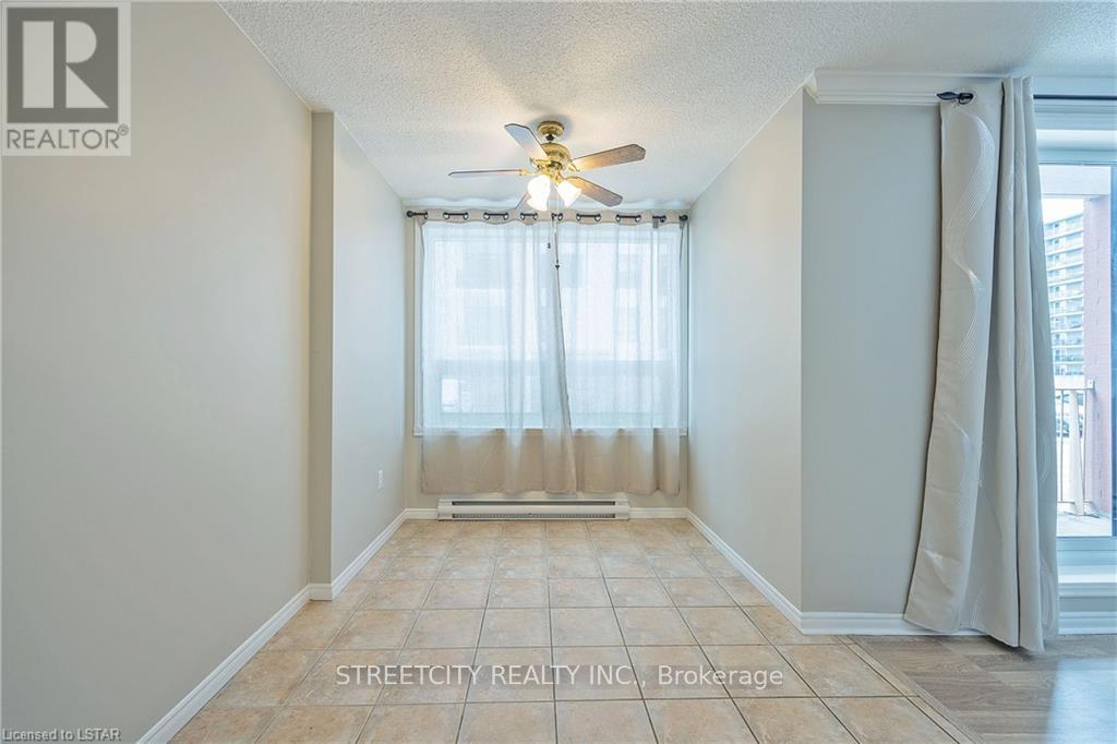 103 - 95 BASELINE ROAD W — photo 10