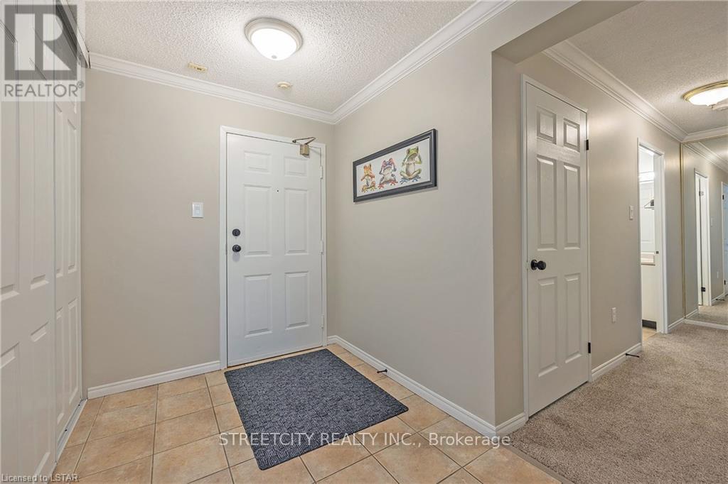 103 - 95 BASELINE ROAD W — photo 14