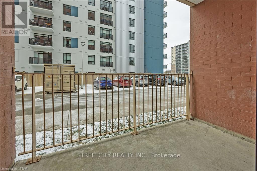 103 - 95 BASELINE ROAD W — photo 7