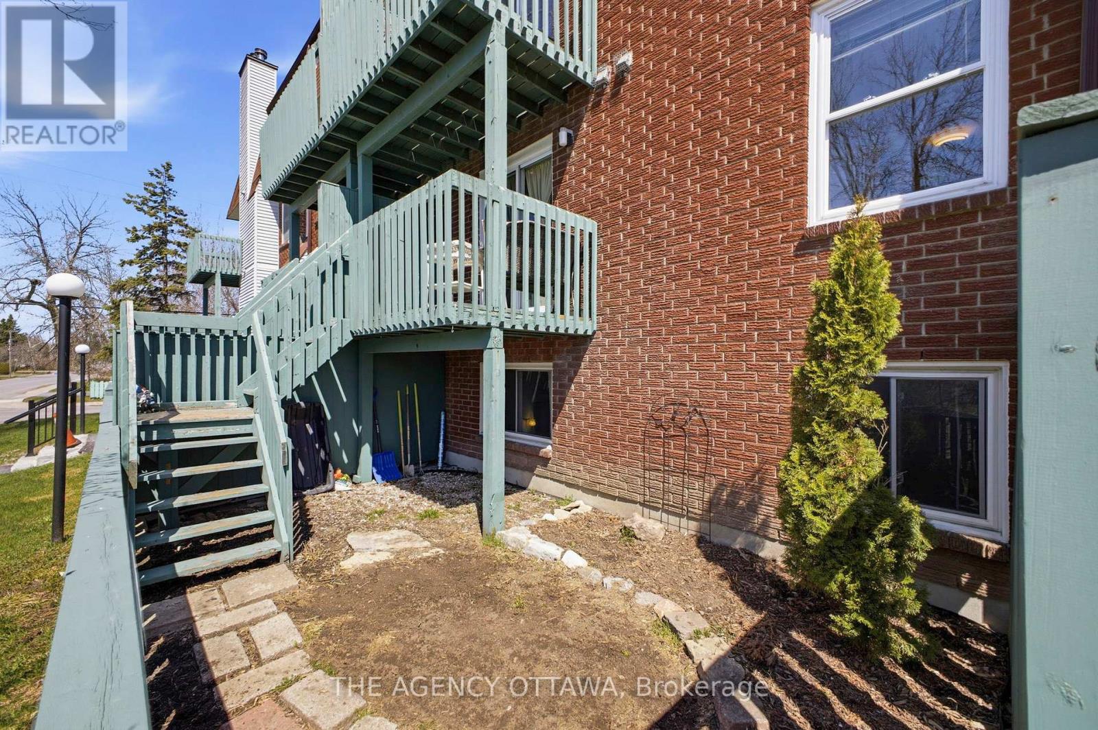 103 - 299 THOMAS STREET — photo 25