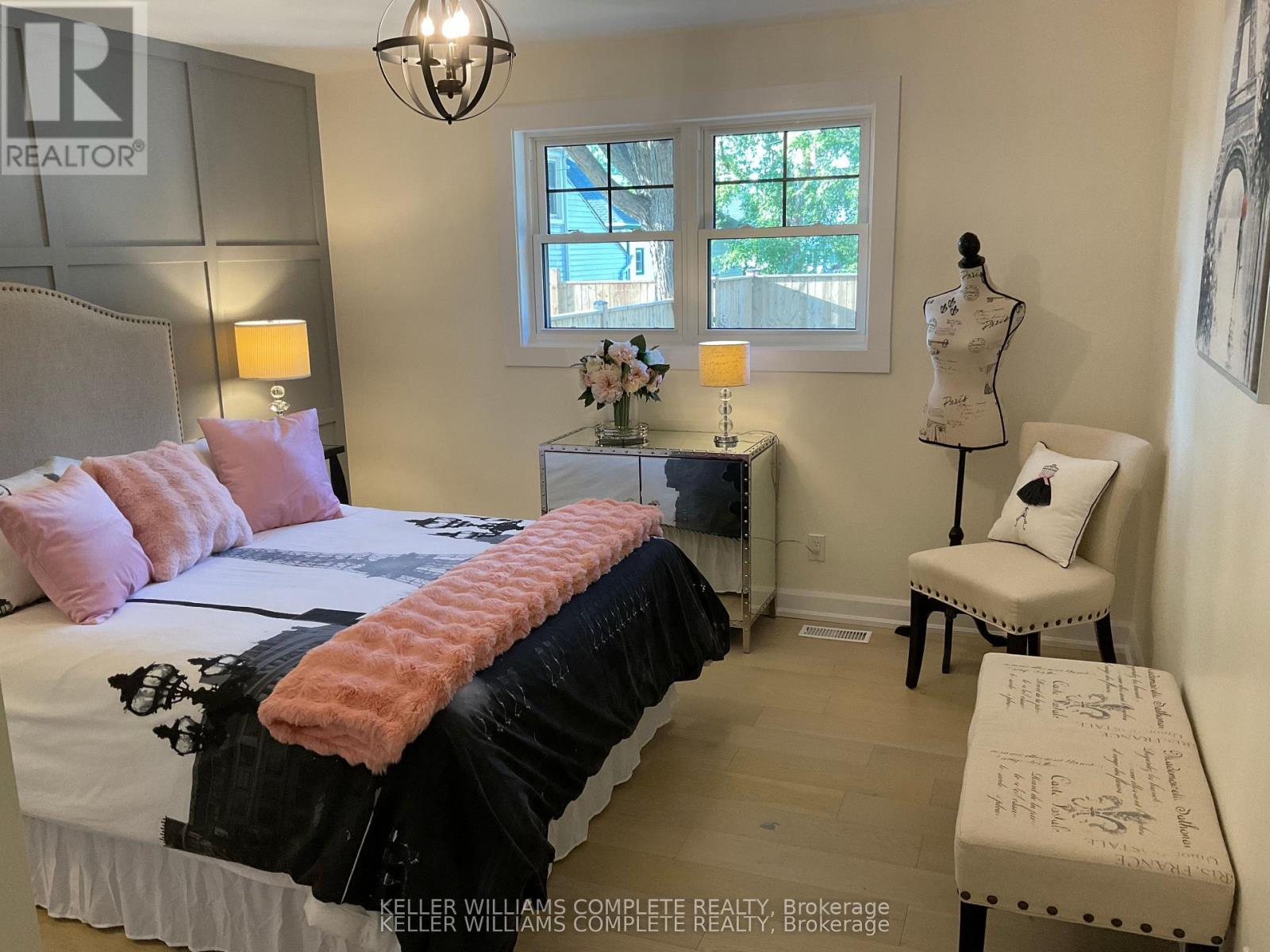 225 HENRIETTA STREET — photo 11