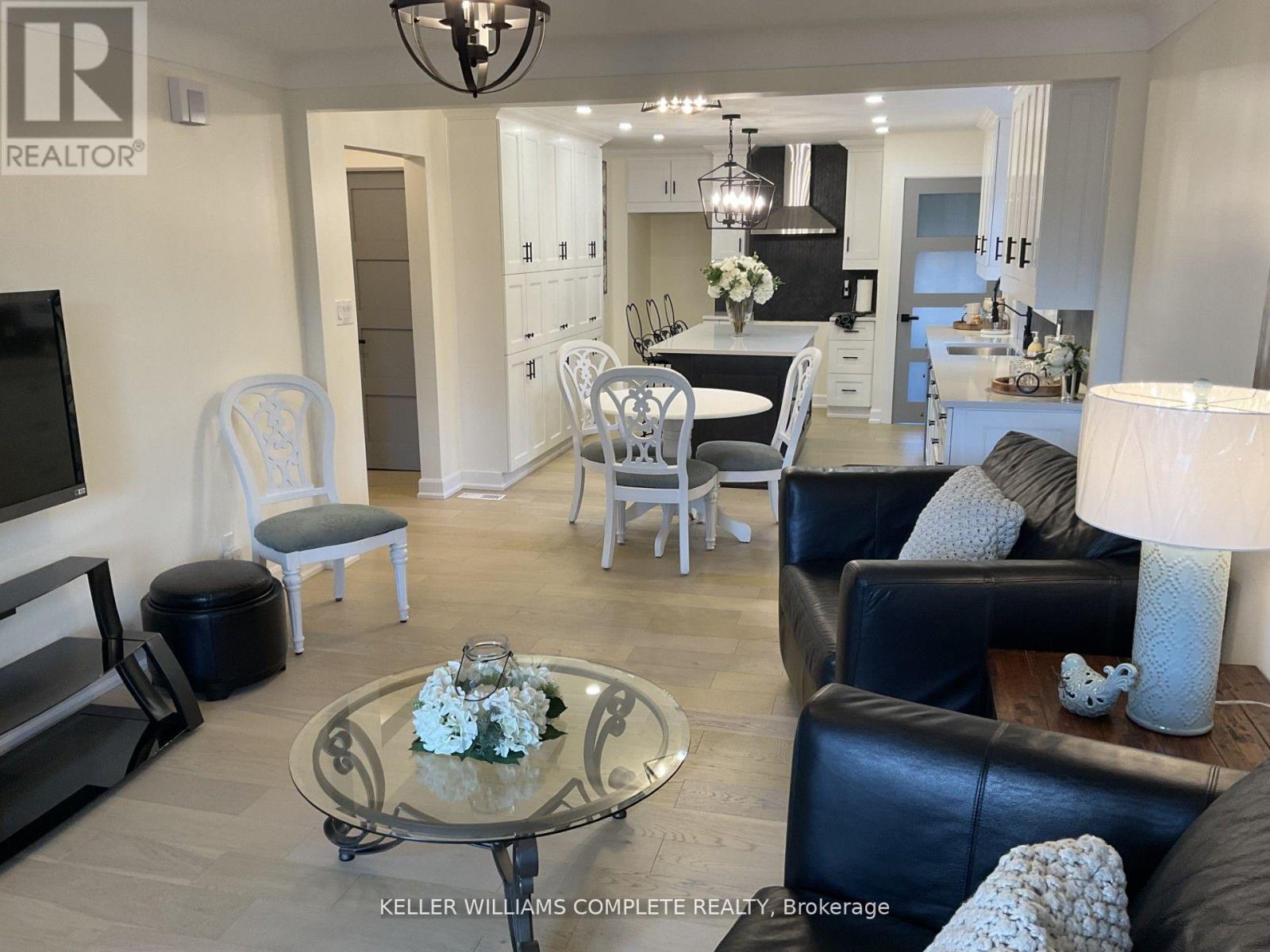 225 HENRIETTA STREET — photo 4