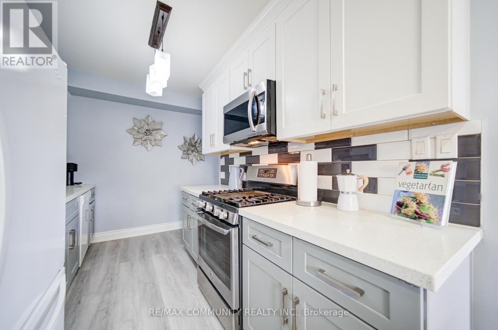 37 VODDEN COURT - 21