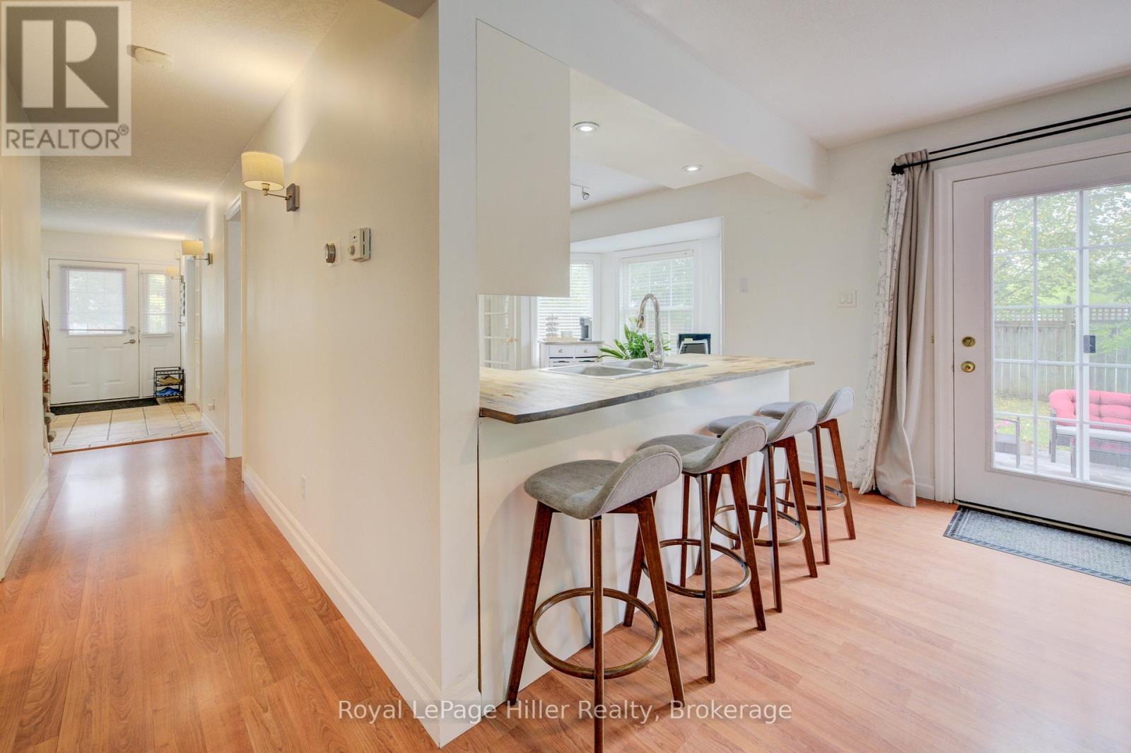 34 EAGLE DRIVE - 18