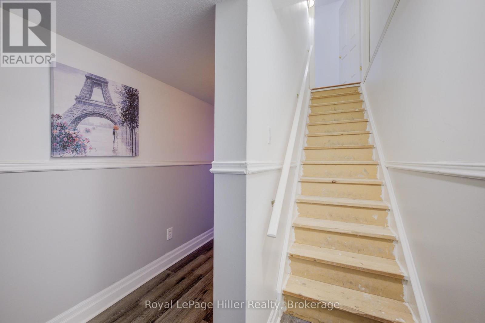 34 EAGLE DRIVE - 31