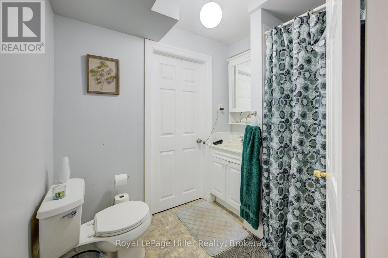 34 EAGLE DRIVE - 35