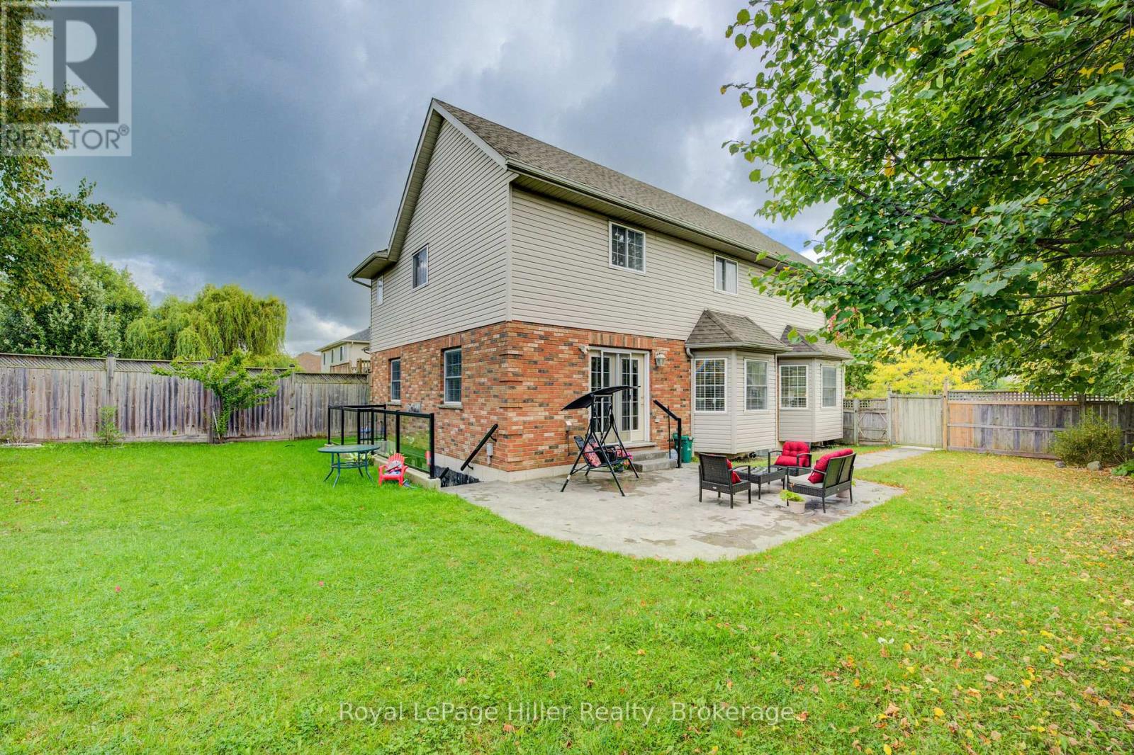 34 EAGLE DRIVE - 38