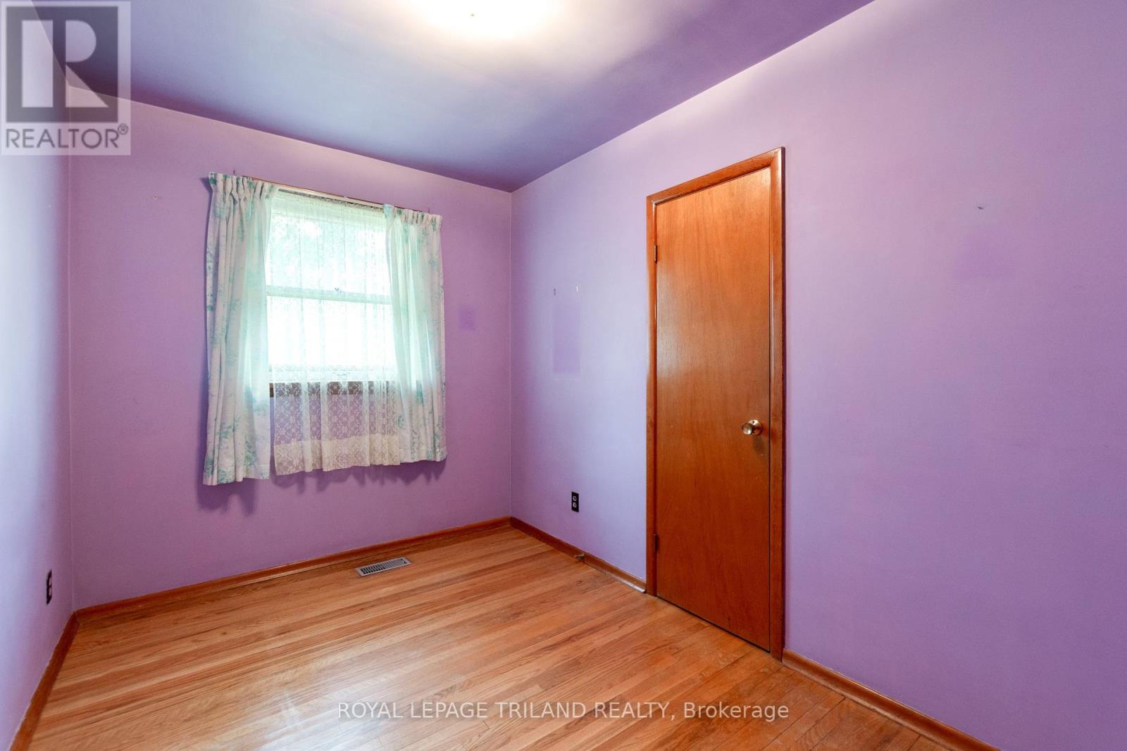 87 ARCADIA CRESCENT Property Photo