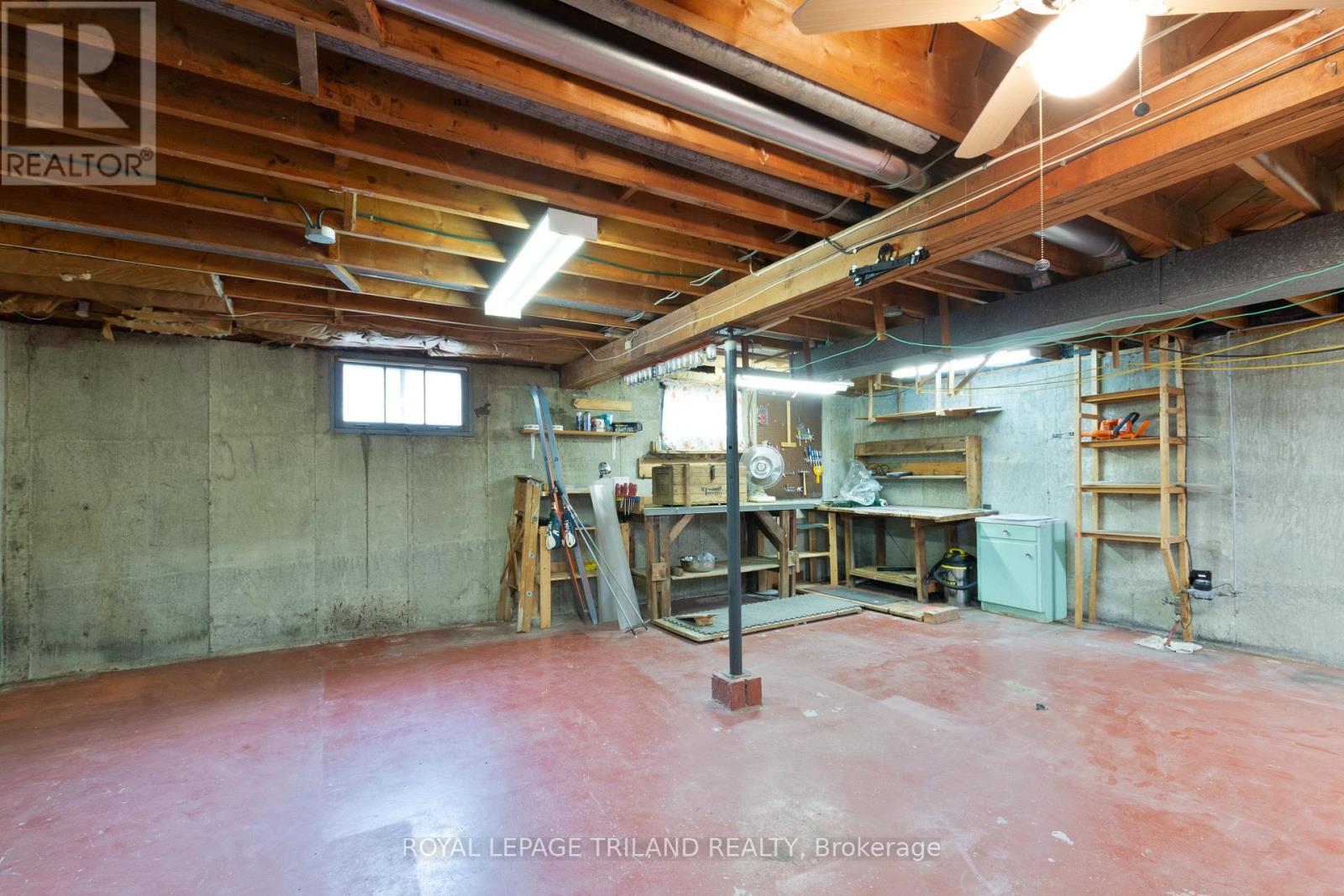 87 ARCADIA CRESCENT Property Photo