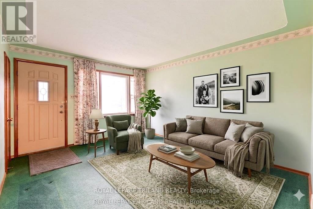 87 ARCADIA CRESCENT Property Photo