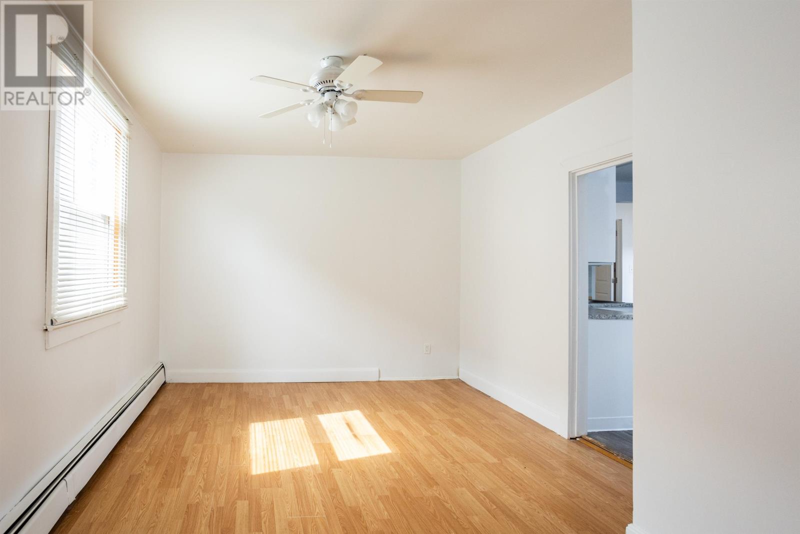 9 Summer Street - 10
