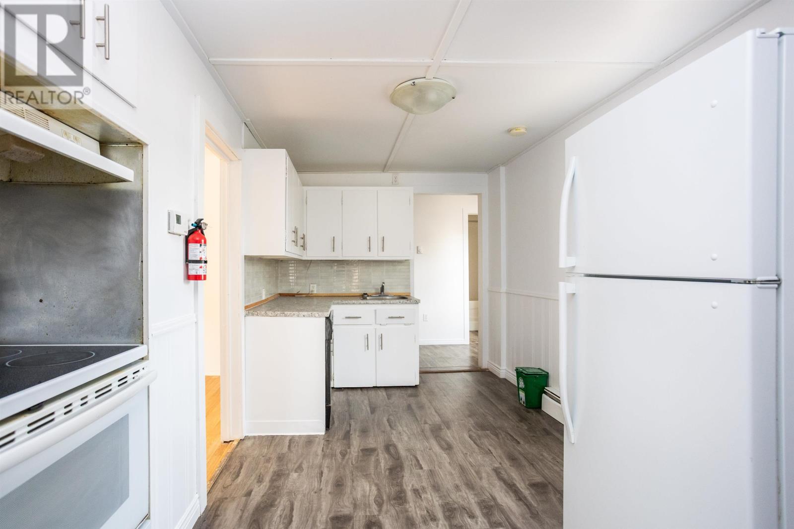 9 Summer Street - 12