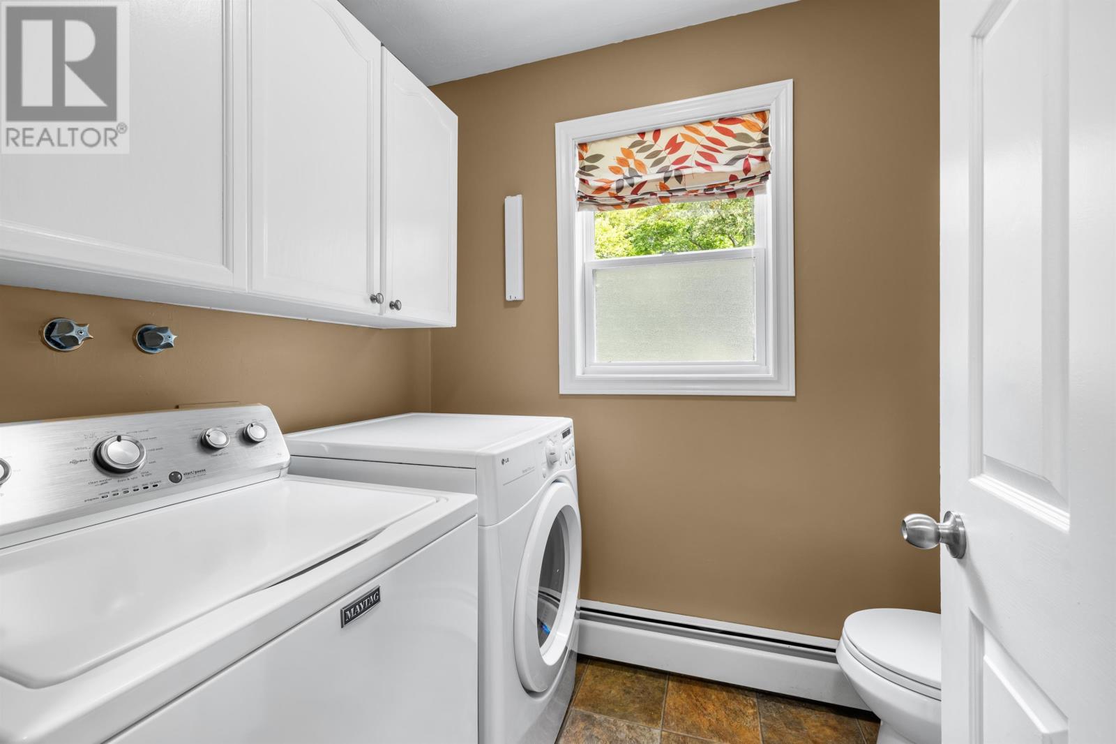 10 WOODLANDS BLVD - 13