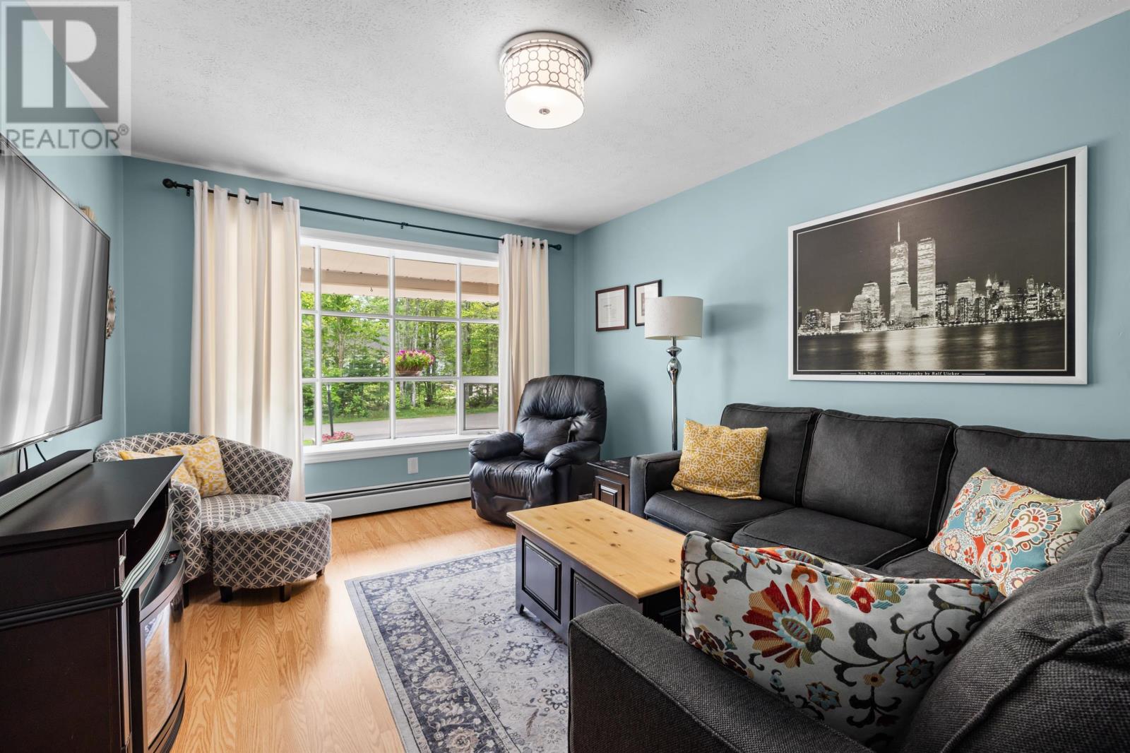 10 WOODLANDS BLVD - 20