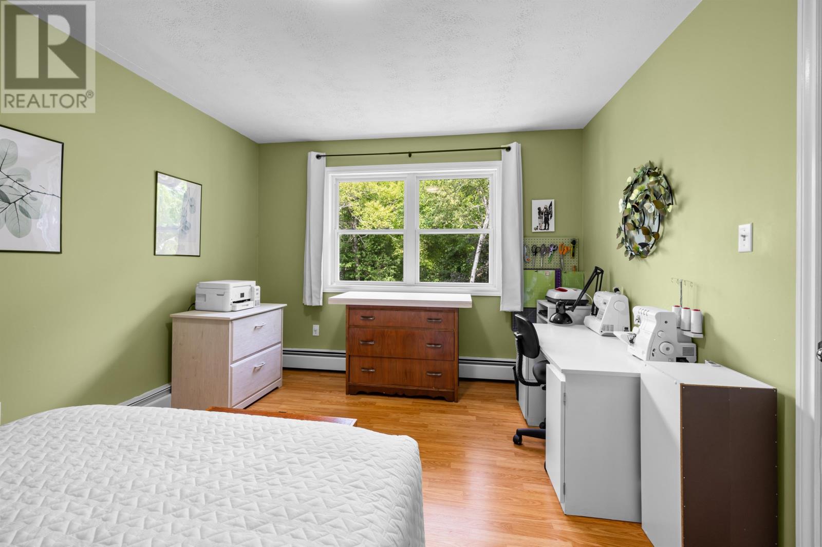 10 WOODLANDS BLVD - 34