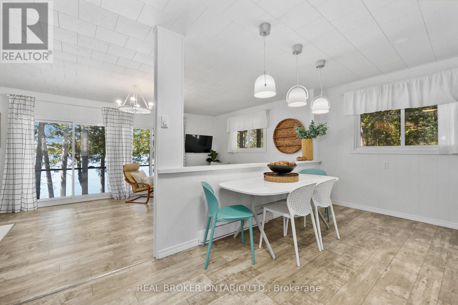 134 FLEMING BAY ROAD E - 11