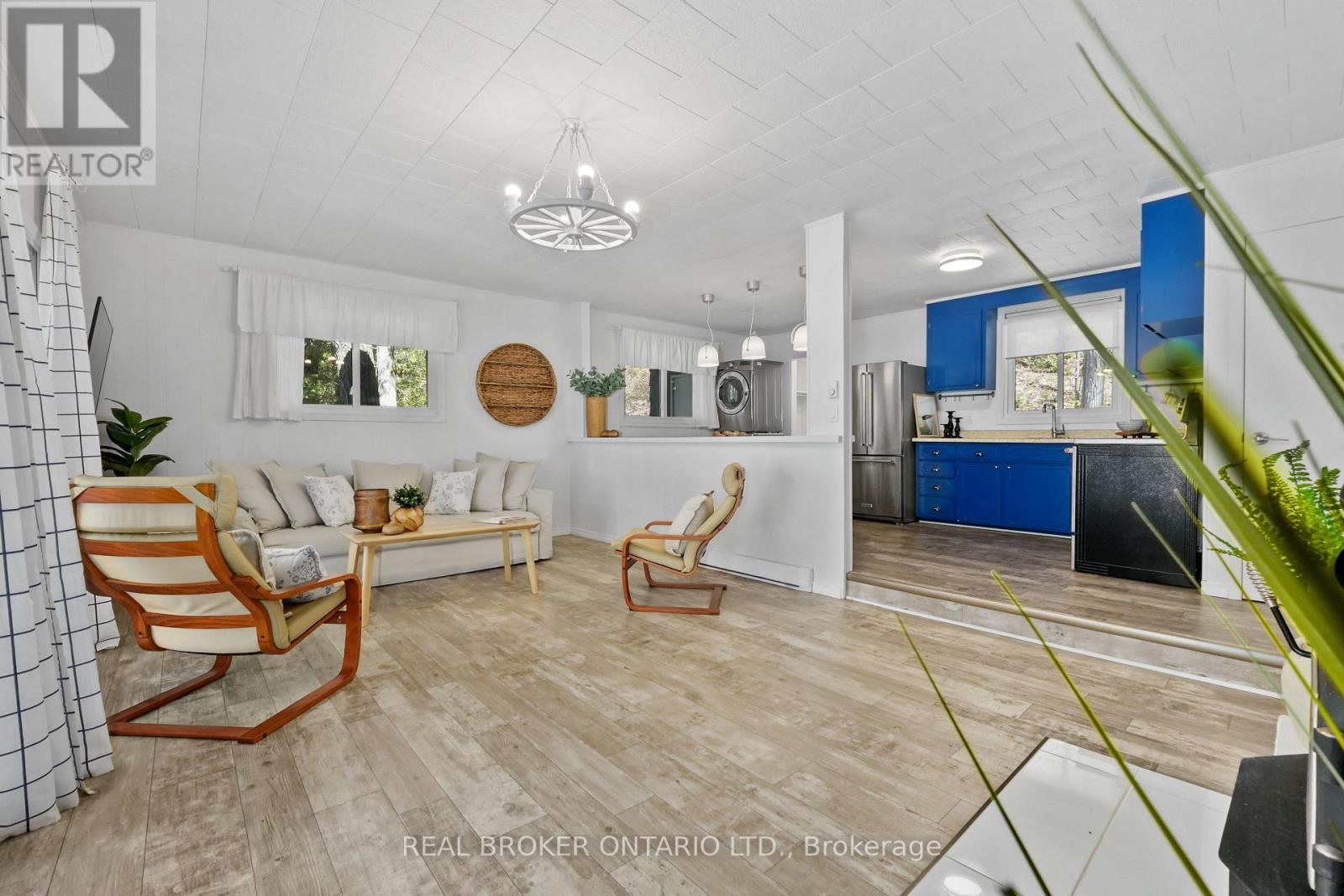 134 FLEMING BAY ROAD E - 17