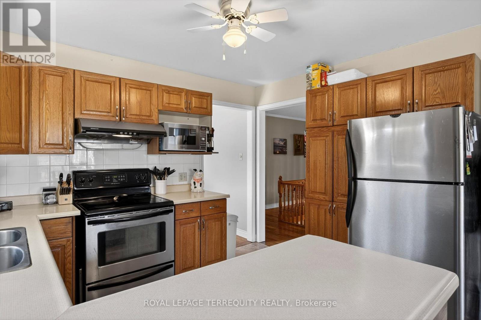 54 TRENT DRIVE - 16