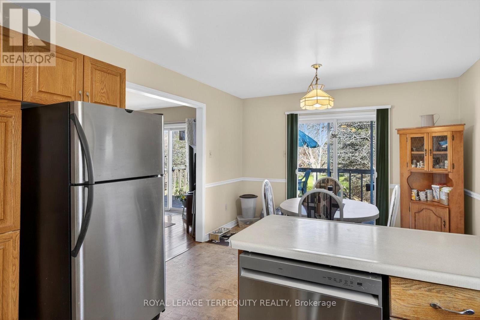 54 TRENT DRIVE - 20