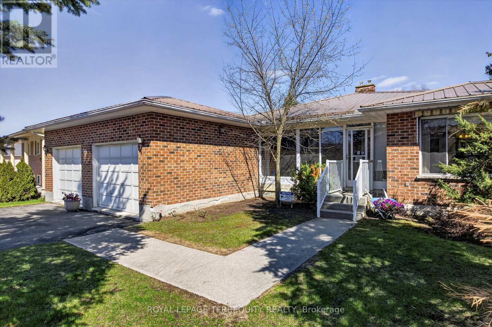 54 TRENT DRIVE - 3