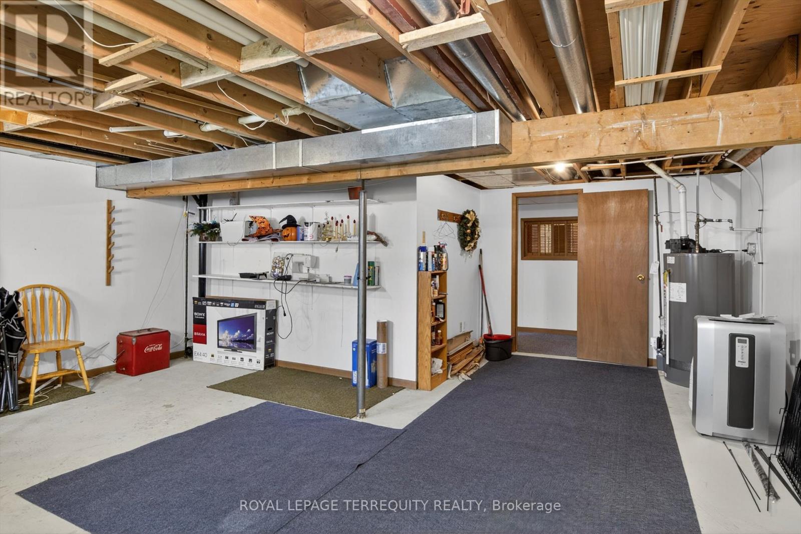54 TRENT DRIVE - 40