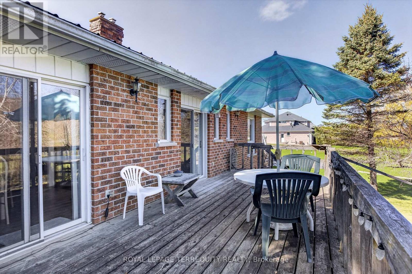 54 TRENT DRIVE - 46