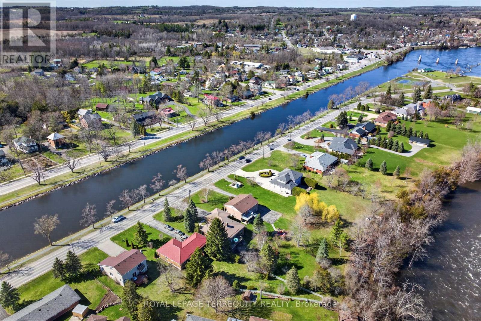 54 TRENT DRIVE - 50