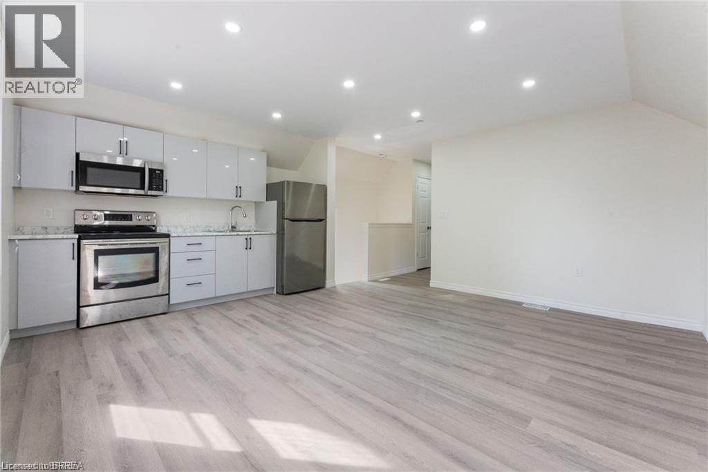 150 ELGIN Street Unit# UPPER, Brantford, Ontario, N3S5A5 — Photo 5