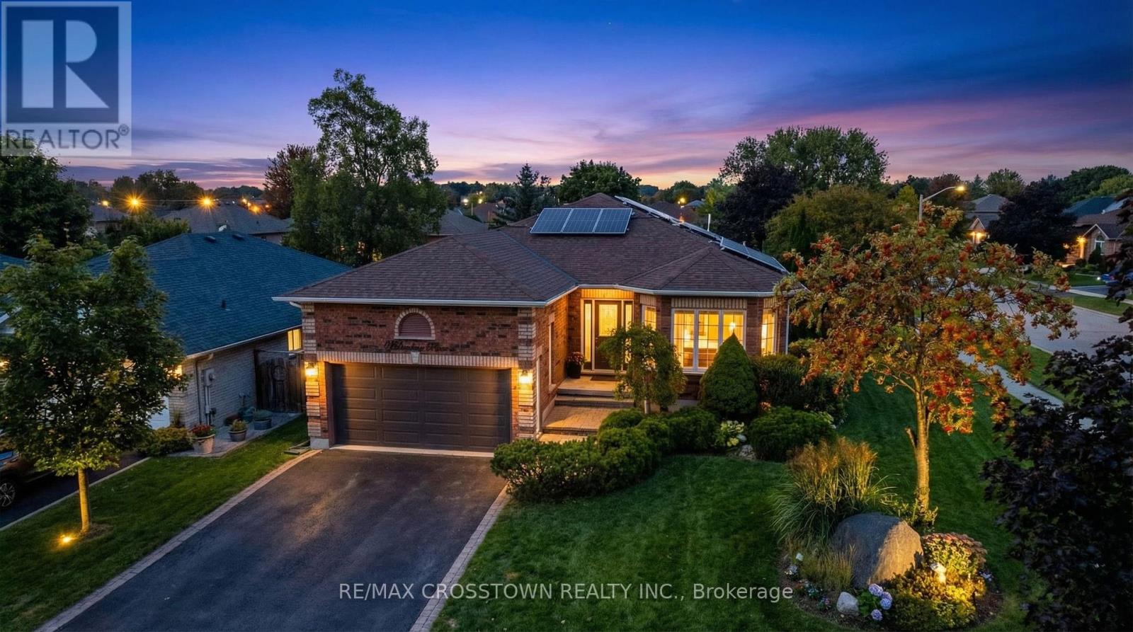 1 BLOXHAM PLACE, Barrie (Innis-Shore), Ontario, L4N9K3 — Photo 2