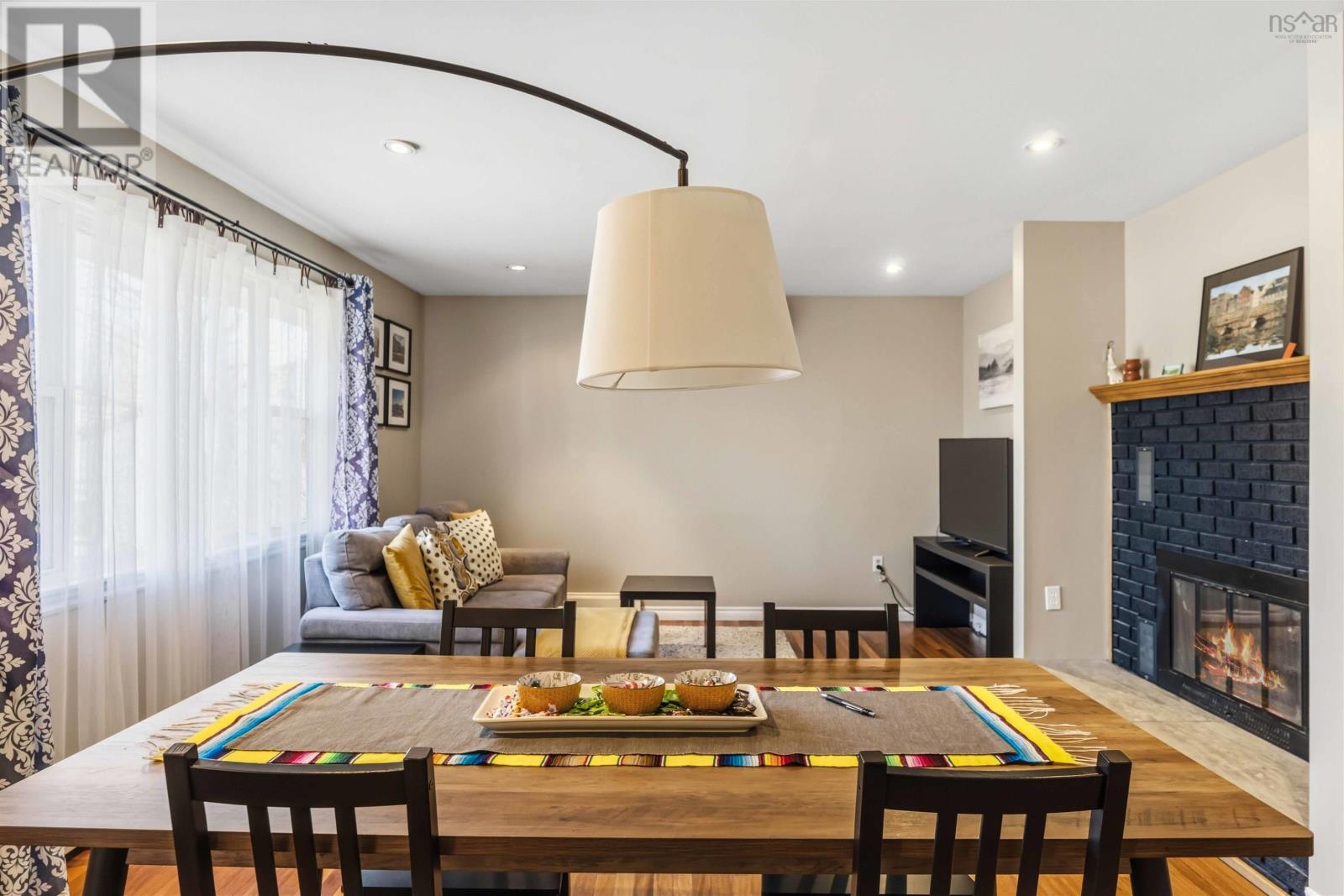 Property 14 of 38 of 799 Main Street