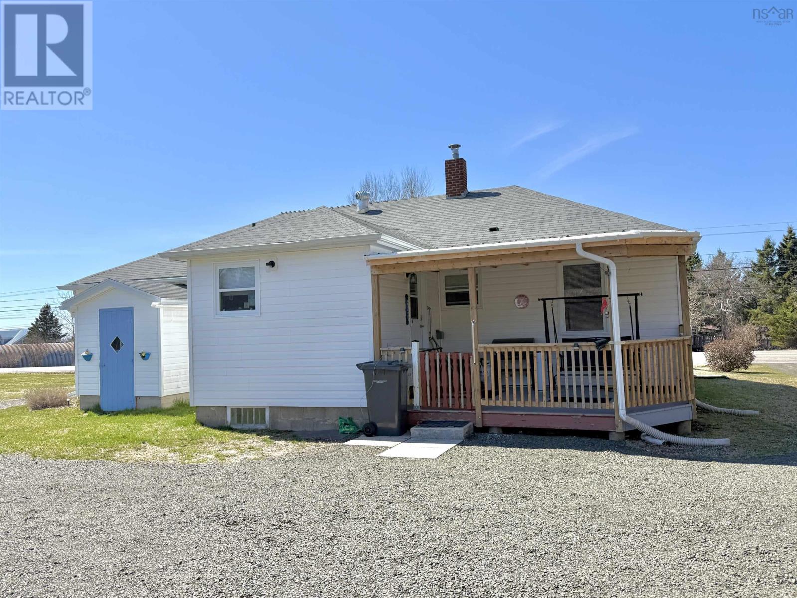 Property 37 of 39 of 2252 Highway 1